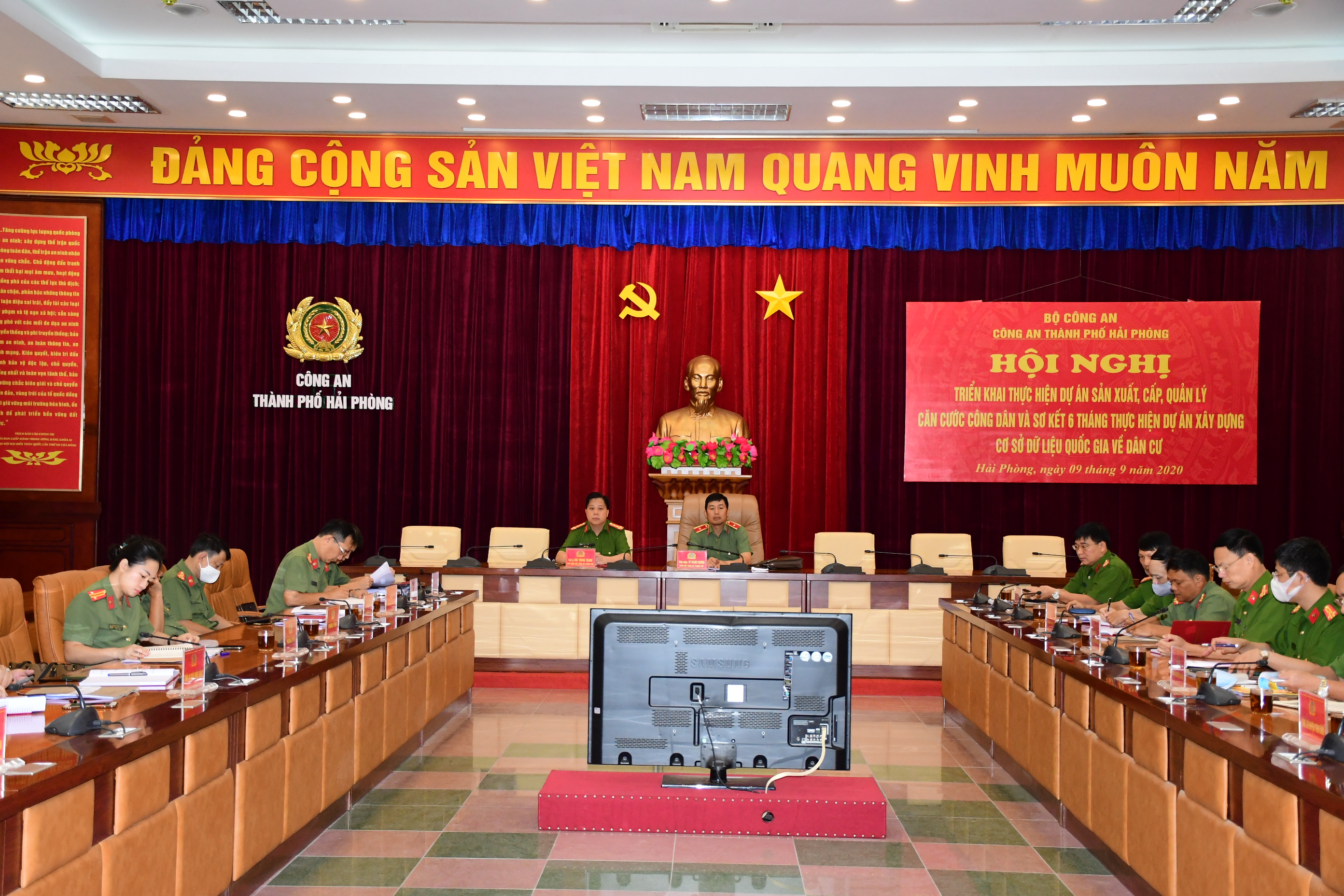 Tổ chức hội nghị trực tuyến triển khai dự án Căn cước công dân và sơ kết 6 tháng thực hiện dự án Cơ sở dữ liệu quốc gia về dân cư